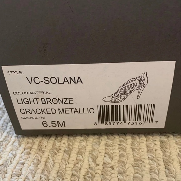 Vince Camuto solana bronze caged heel size 6.5 - Picture 2 of 7
